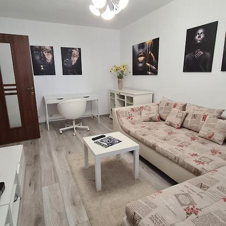 בוזאו White Glamour מראה חיצוני תמונה
